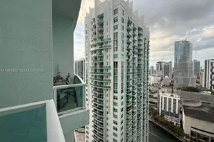 41 SE 5th St, Miami, FL 33131 - Photo 28