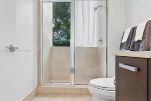 18101 Collins Ave, Sunny Isles Beach, FL 33160 - Photo 30