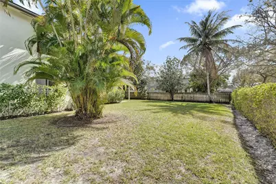 13076 NW 14th St, Pembroke Pines, FL 33028 - Photo 66