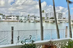 8040 Tatum Waterway Dr, Miami Beach, FL 33141 - Photo 10