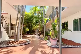 8040 Tatum Waterway Dr, Miami Beach, FL 33141 - Photo 12