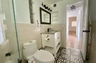 8040 Tatum Waterway Dr, Miami Beach, FL 33141 - Photo 8