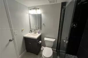 15525 N Miami Lakeway N, Miami Lakes, FL 33014 - Photo 14