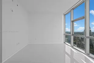 851 NE 1st Ave, Miami, FL 33132 - Photo 32