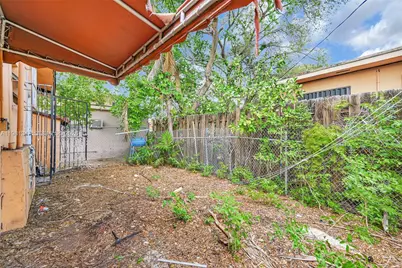 2415 NW 15th St, Miami, FL 33125 - Photo 28