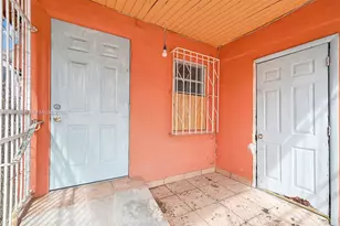2415 NW 15th St, Miami, FL 33125 - Photo 4