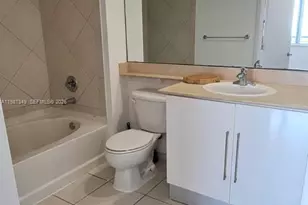 335 S Biscayne Blvd, Miami, FL 33131 - Photo 12