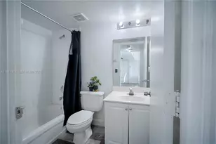 2721 Ocean Club Blvd, Hollywood, FL 33019 - Photo 20