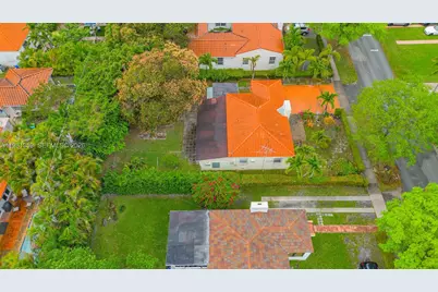 512 Mendoza Ave, Coral Gables, FL 33134 - Photo 4