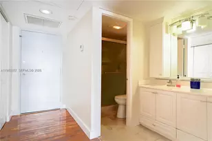 11111 Biscayne Blvd, Miami, FL 33181 - Photo 8