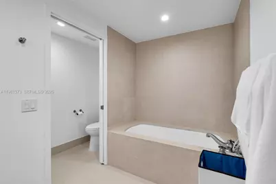 6899 Collins Ave #1602, Miami Beach, FL 33141 - Photo 18
