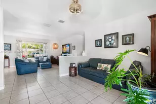 18044 SW 89th Pl, Palmetto Bay, FL 33157 - Photo 6