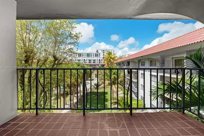 8107 SW 72nd Ave #410E, Miami, FL 33143 - Photo 12