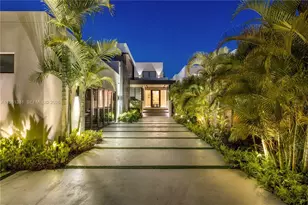 707 NE 77th St, Miami, FL 33138 - Photo 8