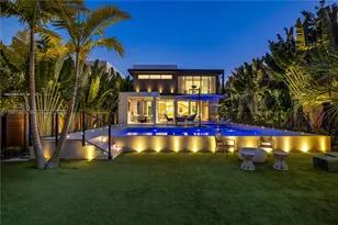 707 NE 77th St, Miami, FL 33138 - Photo 2