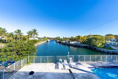 2225 NE 123rd St #215, North Miami, FL 33181 - Photo 2