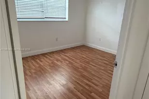 8300 Sunrise Lakes Blvd, Sunrise, FL 33322 - Photo 14