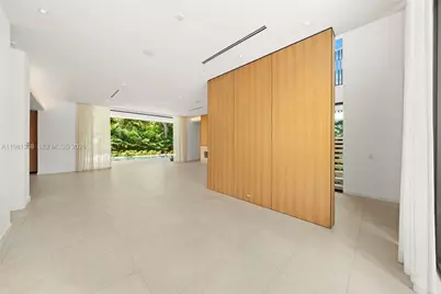 7700 SW 50th Ct, Miami, FL 33143 - Photo 14