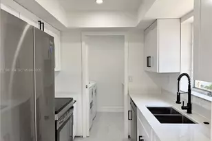 890 SW 28th St, Fort Lauderdale, FL 33315 - Photo 1