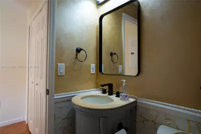 8520 NW 139th Ter #1607, Miami Lakes, FL 33016 - Photo 22