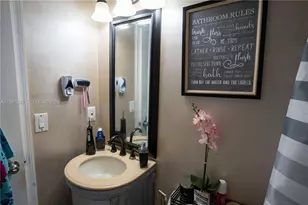 8520 NW 139th Terrace, Miami Lakes, FL 33016 - Photo 22