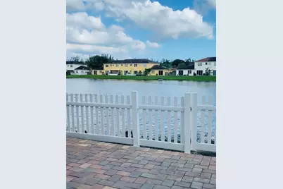 949 NE 42nd Ave, Homestead, FL 33033 - Photo 12