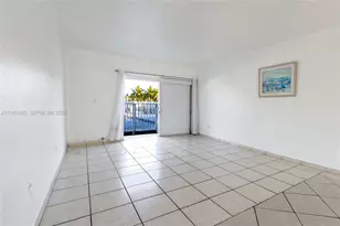 2225 NE 123rd St, North Miami, FL 33181 - Photo 4
