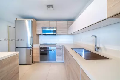 16385 Biscayne Blvd #1120, North Miami Beach, FL 33160 - Photo 10