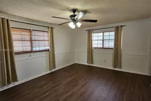 2885 Cambridge Rd, Lake Worth, FL 33462 - Photo 10