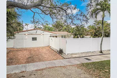 1801 NE 20th St, Fort Lauderdale, FL 33305 - Photo 36