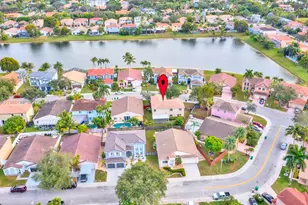 1663 E Harmony Lake Cir, Davie, FL 33324 - Photo 40