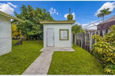 1675 NW 2nd St, Miami, FL 33125 - Photo 34