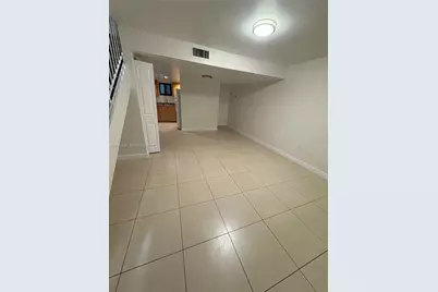5 Olive Dr #24, Hialeah, FL 33010 - Photo 6