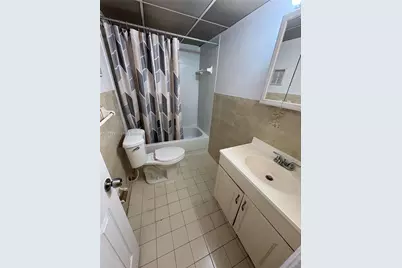 5 Olive Dr #24, Hialeah, FL 33010 - Photo 12