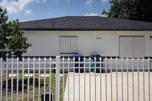2285 NW 91st St, Miami, FL 33147 - Photo 1