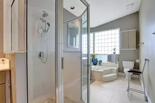 11585 N Quayside Dr, Cooper City, FL 33026 - Photo 24