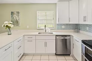 779 SW 31st St, Palm City, FL 34990 - Photo 10