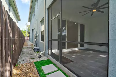 1139 NE 3rd Ave, Fort Lauderdale, FL 33304 - Photo 22
