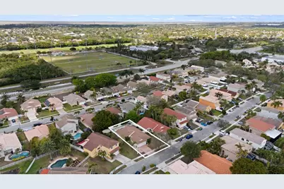 334 SW 194th Ave, Pembroke Pines, FL 33029 - Photo 26