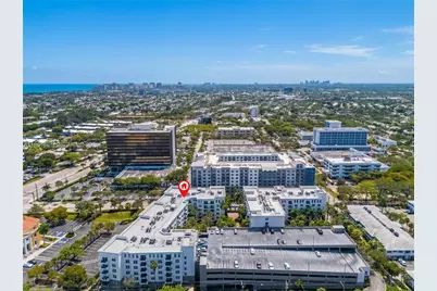 2421 NE 65th St #403, Fort Lauderdale, FL 33308 - Photo 4