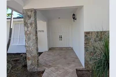 7970 SW 146th St, Palmetto Bay, FL 33158 - Photo 2