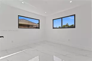 921 W 50th Pl, Hialeah, FL 33012 - Photo 28