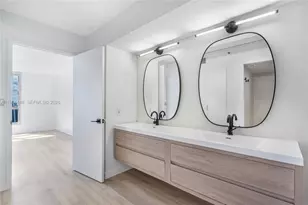 19101 NE 36th Ct, Aventura, FL 33180 - Photo 4