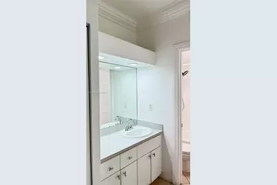 1559 Michigan Ave #305, Miami Beach, FL 33139 - Photo 12