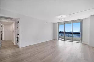 19101 NE 36th Ct, Aventura, FL 33180 - Photo 6