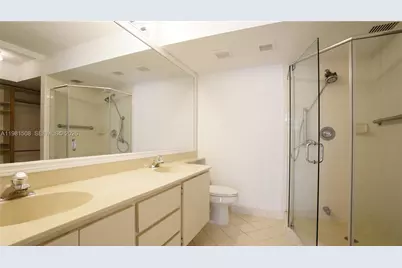 2761 Village Blvd #304, West Palm Beach, FL 33409 - Photo 12