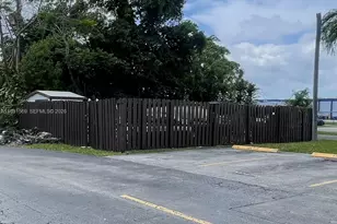 8794 SW 12th St, Miami, FL 33174 - Photo 20