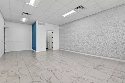 20200 W Dixie Hwy 901 Hwy, Miami, FL 33180 - Photo 30