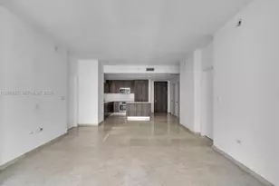88 SW 7th St, Miami, FL 33130 - Photo 6
