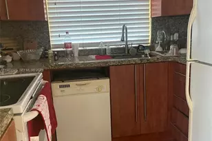 1100 Colony Point Cir, Pembroke Pines, FL 33026 - Photo 20